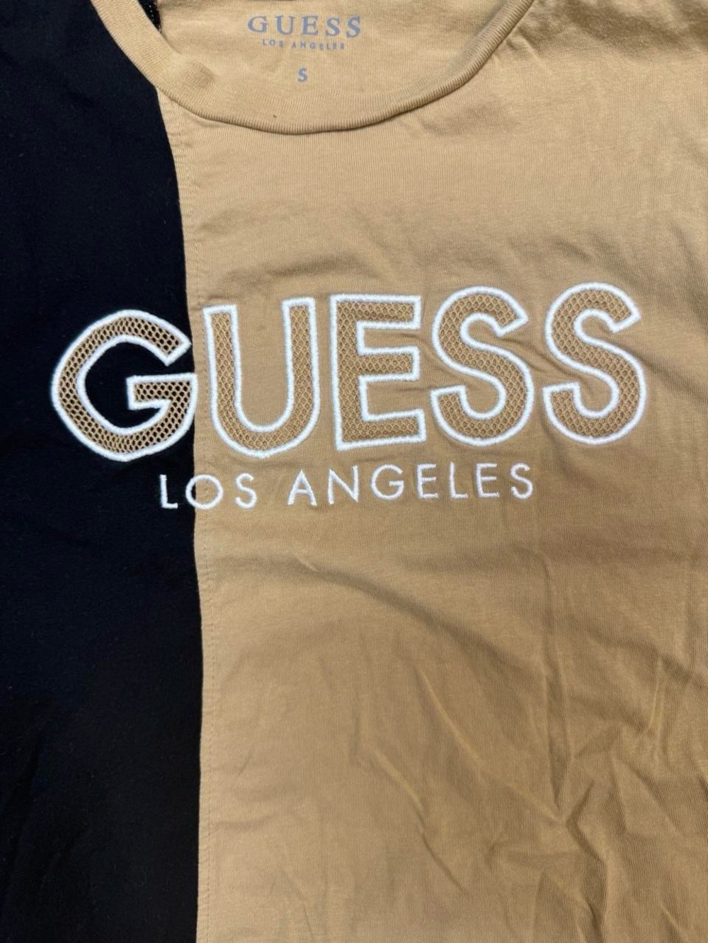 GUESS Men's Black & Tan Two-Tone Logo Tee - Picture 2 of 4